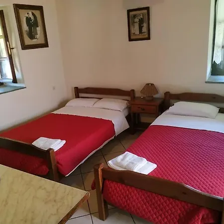 Villa Little Graceland