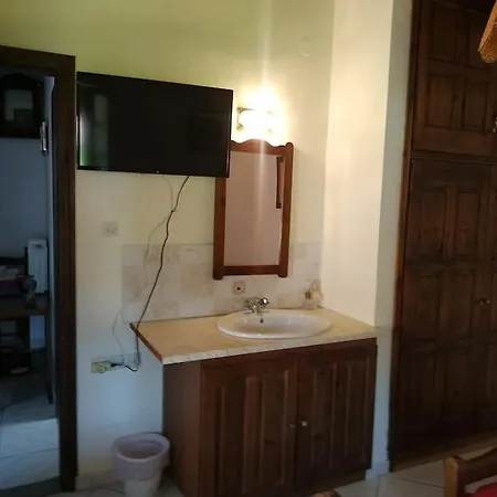 Villa Little Graceland *