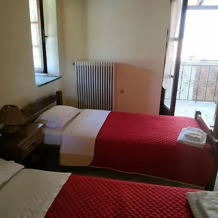 Little Graceland Villa