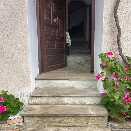 Little Graceland * Áfissos